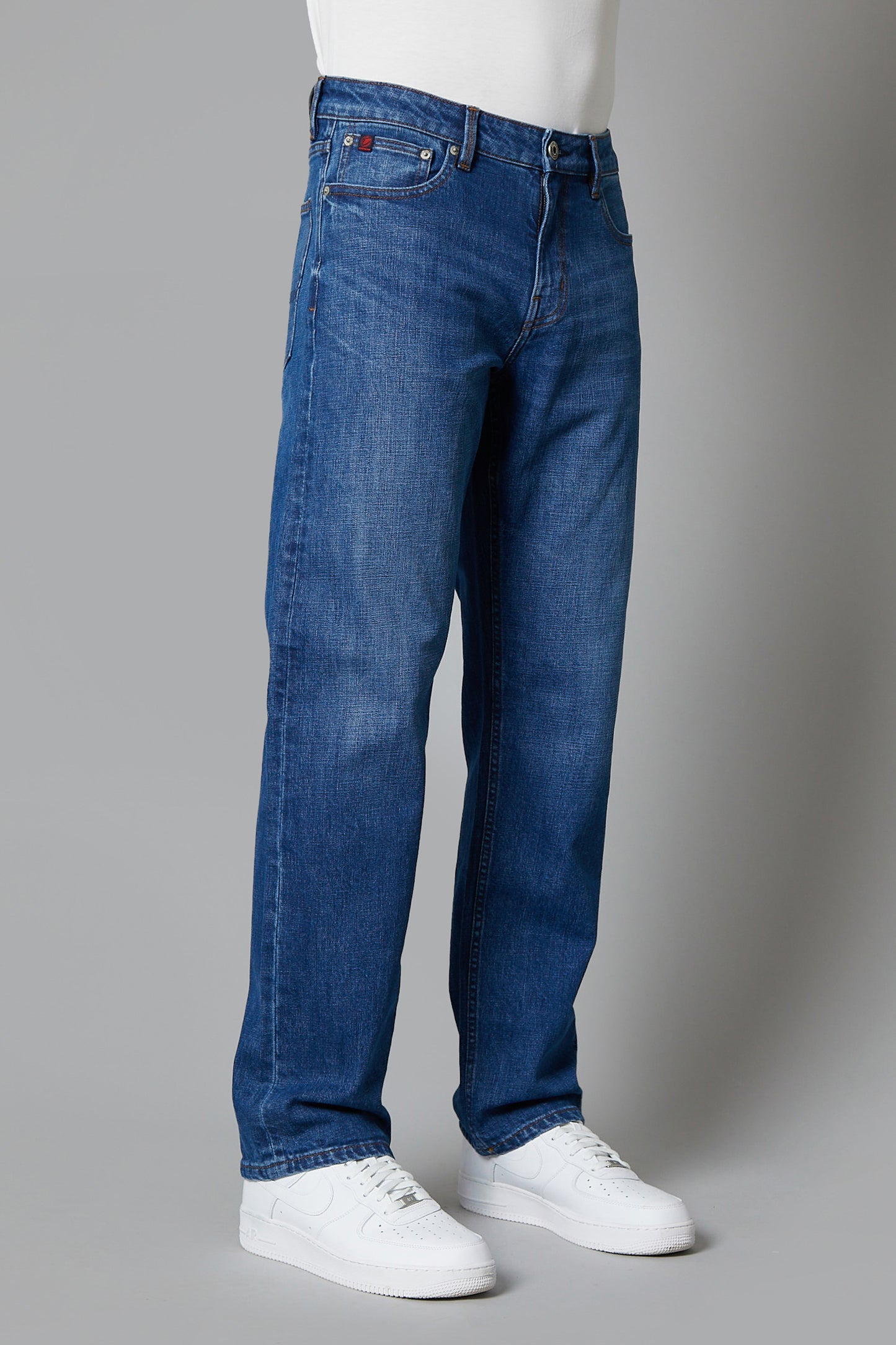 DML Jeans Montana Loose Fit Jeans In Mid Blue Comfort Stretch