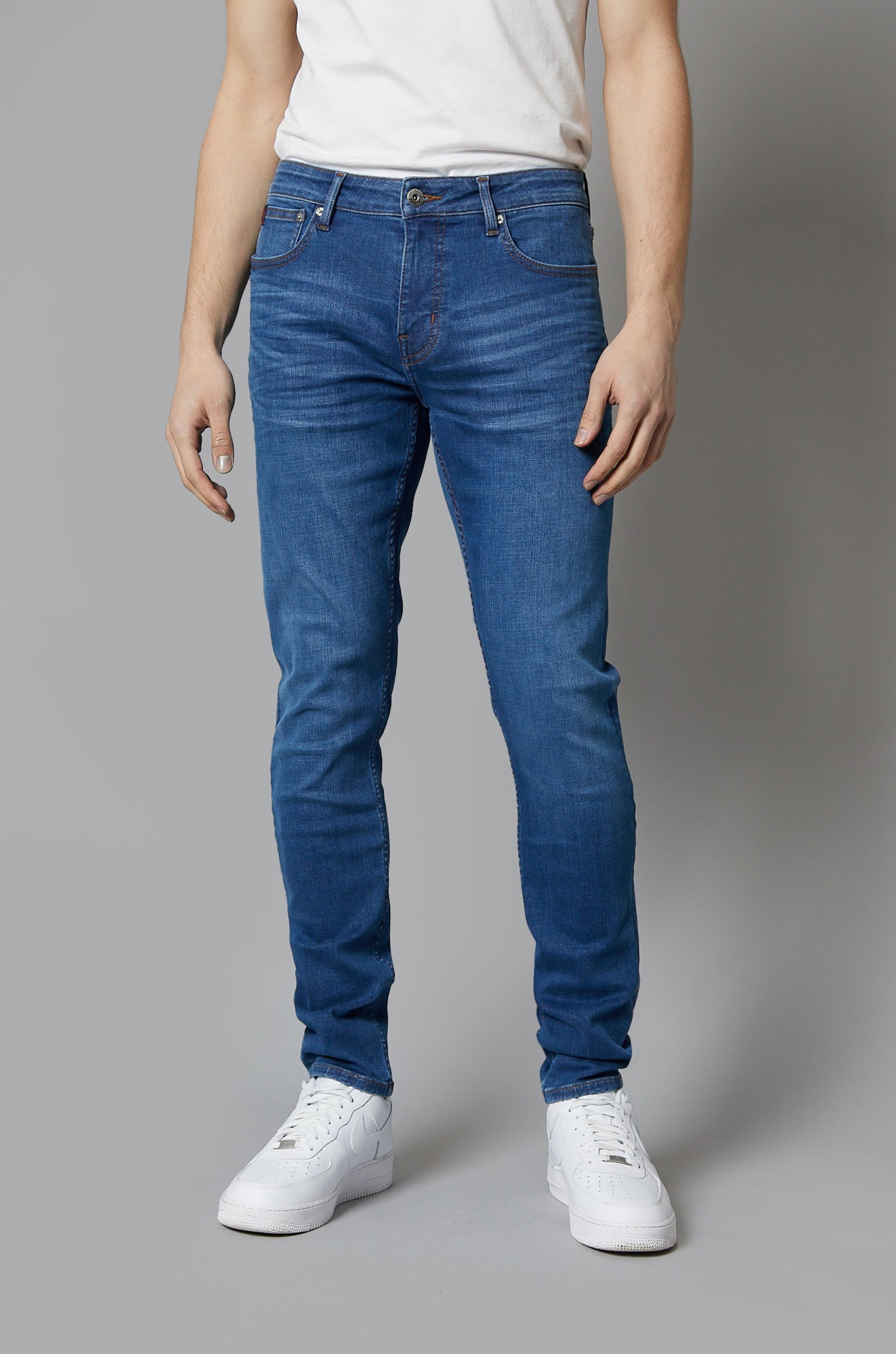 DML Jeans Florida Tapered Fit Jeans In Mid Blue