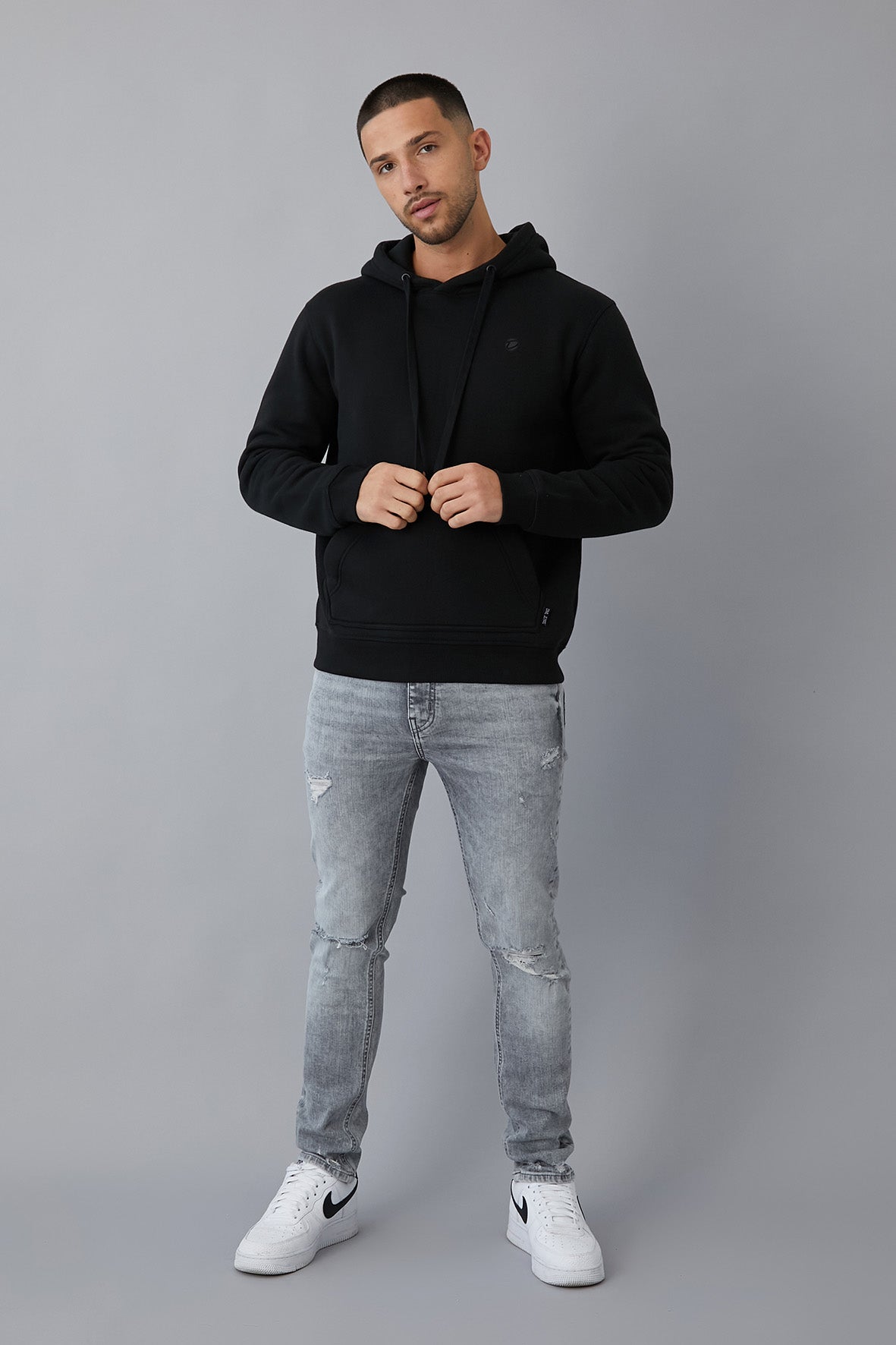 BELMONT pullover hoodie in BLACK - DML Jeans 