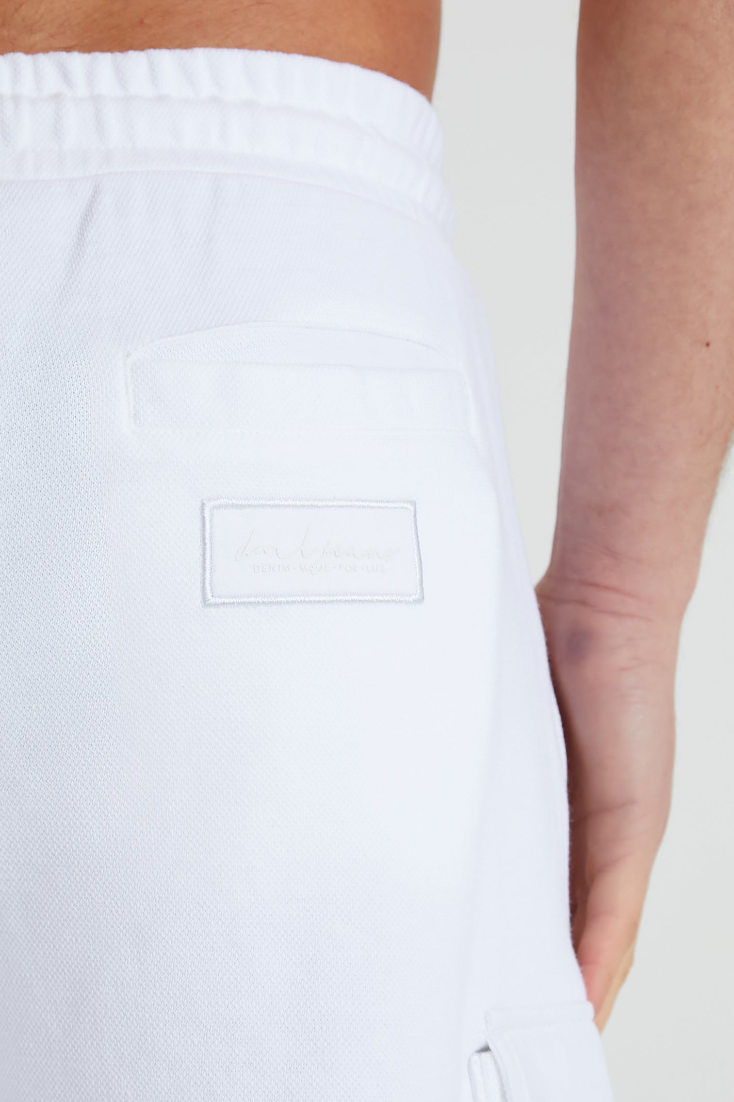 PRIUS Premium pique cargo shorts WHITE - DML Jeans 